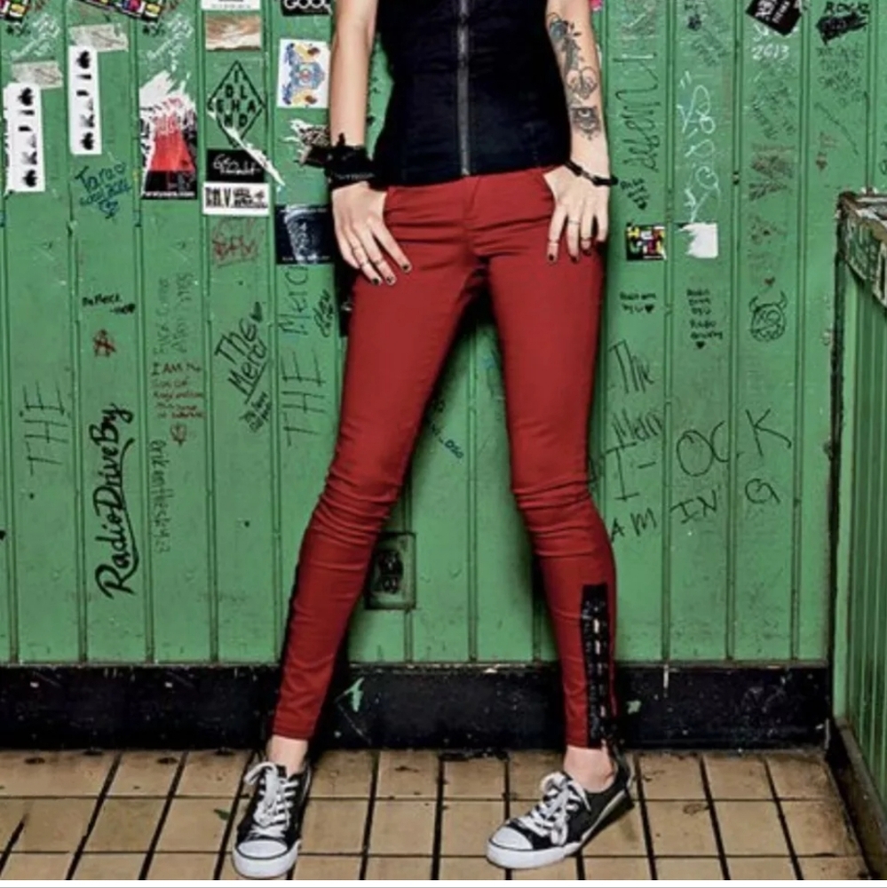 Tripp NYC Joan Jett Red Dang Goodman Jeans Faux Leather Lace-up Insert Sz 5